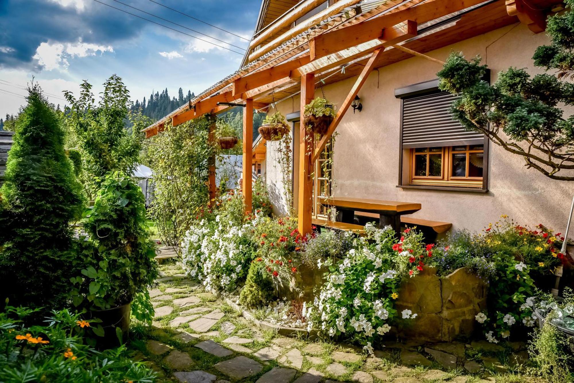 Ciukrowa Chatka Sauna & Jacuzzi โปโรนิน ภายนอก รูปภาพ