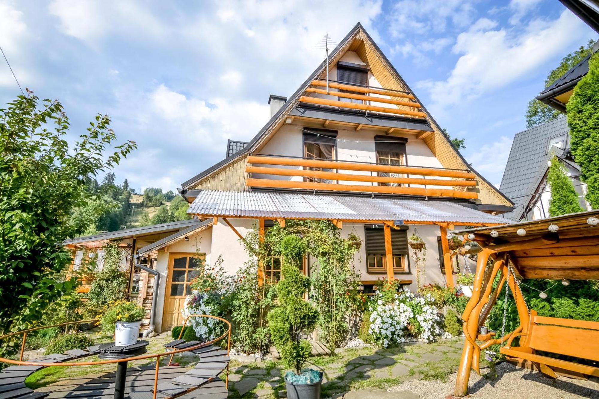 Ciukrowa Chatka Sauna & Jacuzzi โปโรนิน ภายนอก รูปภาพ
