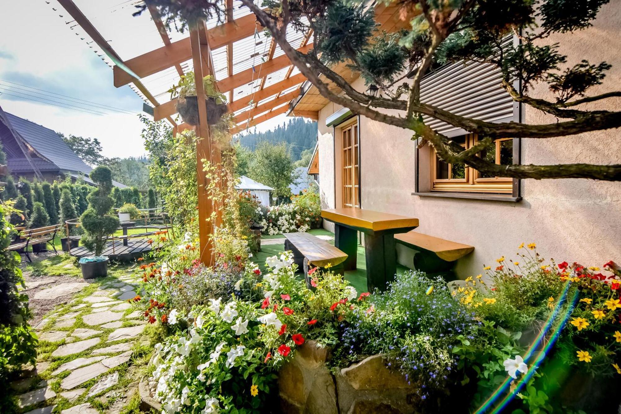 Ciukrowa Chatka Sauna & Jacuzzi โปโรนิน ภายนอก รูปภาพ